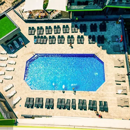 H2o Pool & Апартаменты *